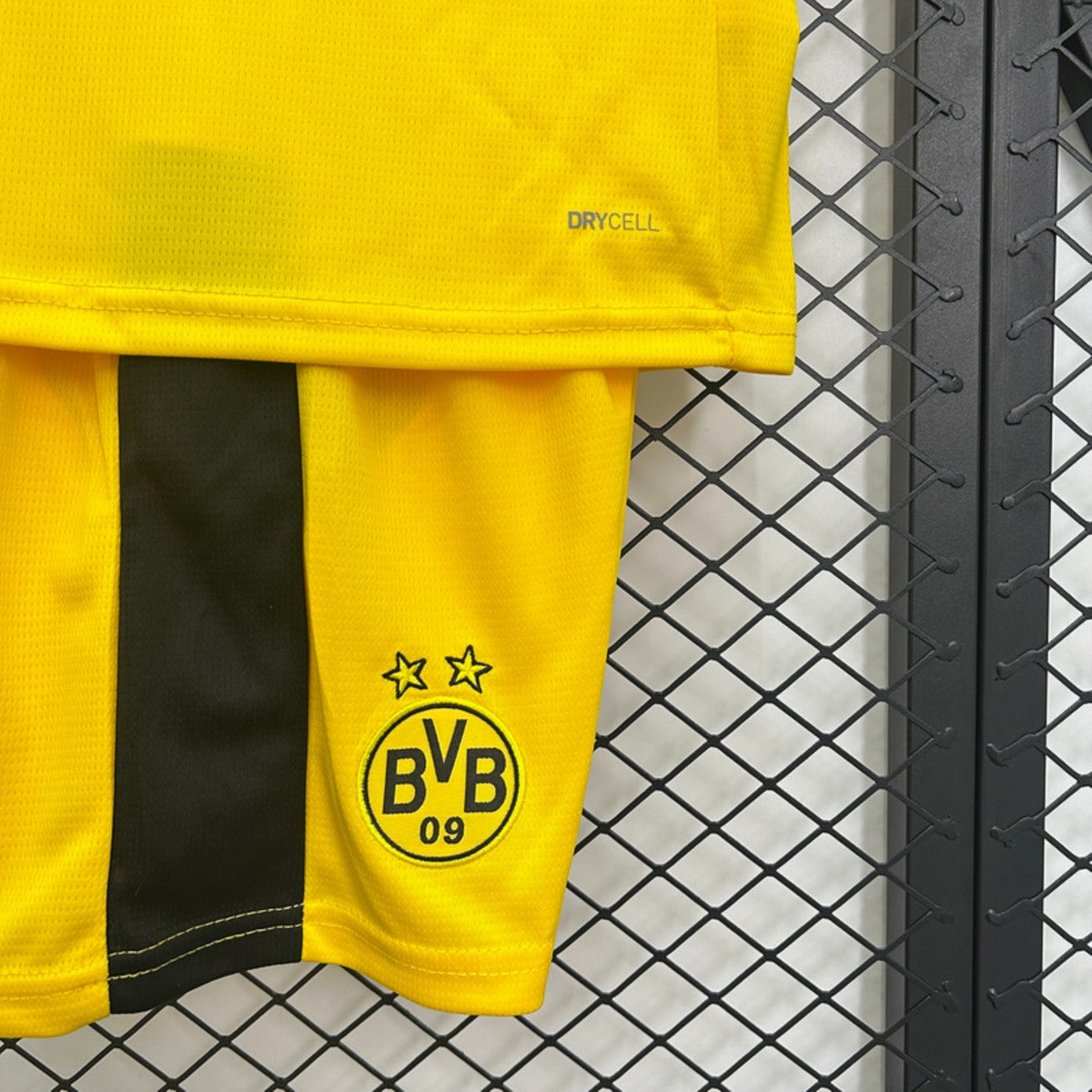 BORUSSIA DORTMUND KIT BIMBO PRIMA MAGLIA HOME CASA 25 / 26