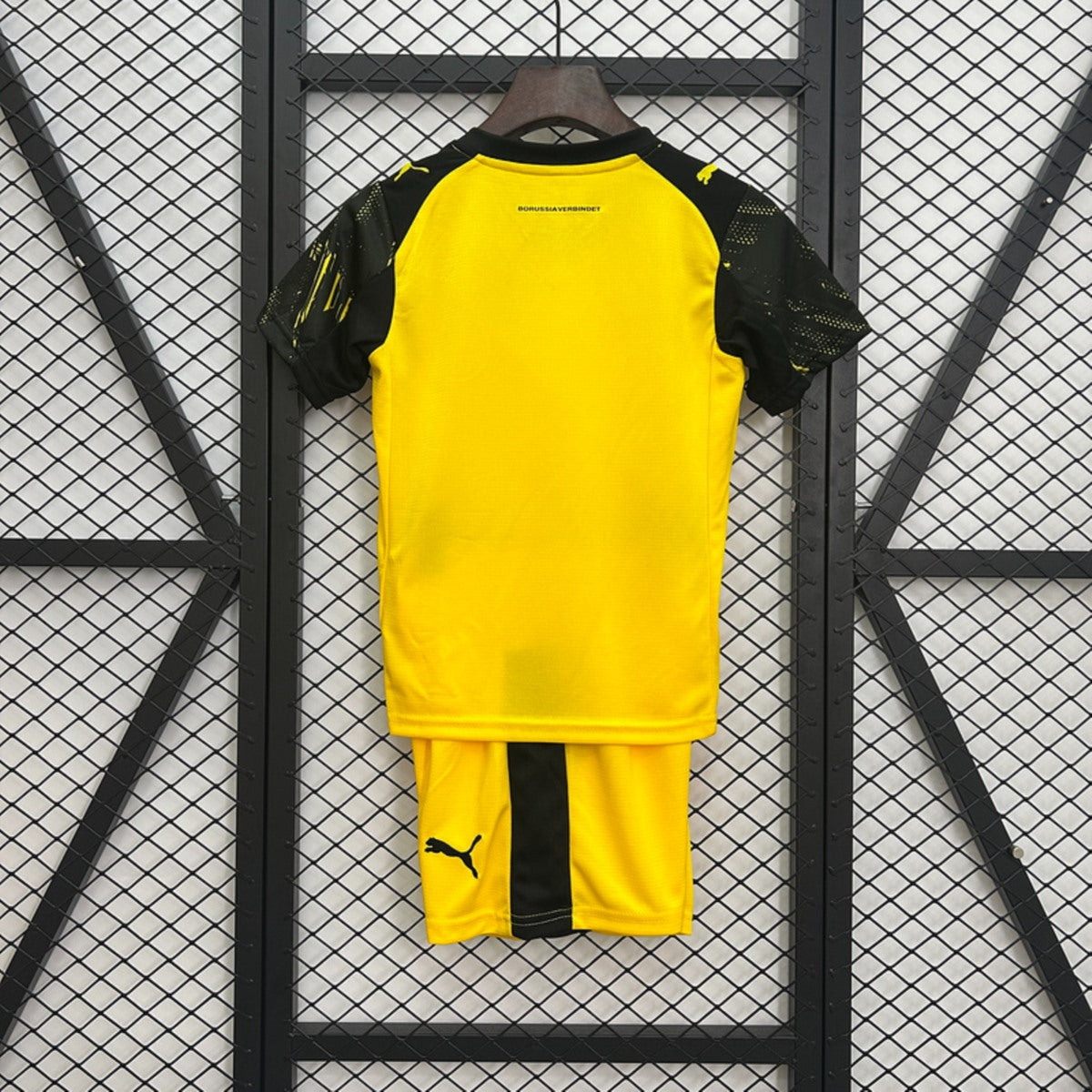 BORUSSIA DORTMUND KIT BIMBO PRIMA MAGLIA HOME CASA 25 / 26
