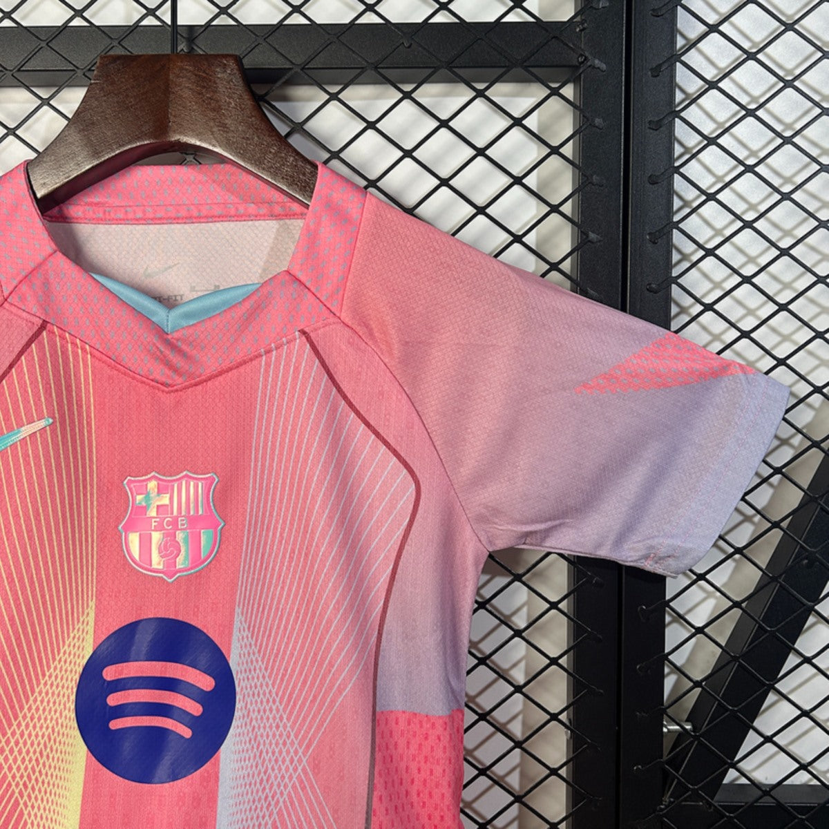 BARCELLONA KIT BIMBO MAGLIA ROSA PINK 25 / 26