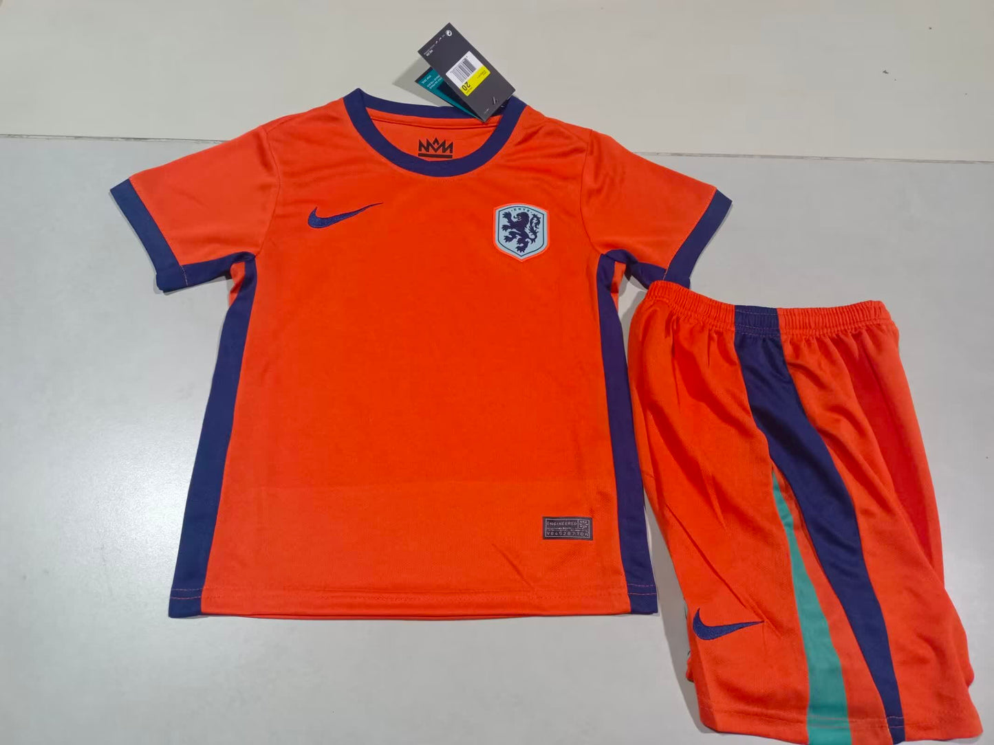 OLANDA HOME KIT BIMBO DIVISA 25 / 26