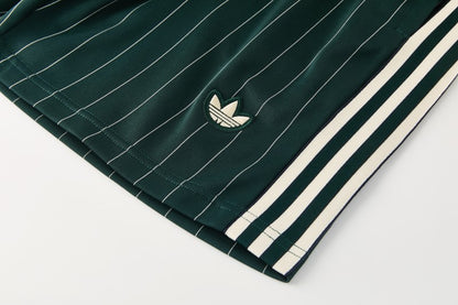 JUVENTUS KIT ALLENAMENTO Completo blu navy e verde a maniche corte (maglia e pantaloncini)