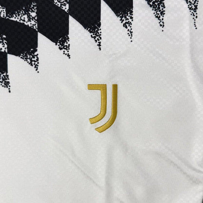 JUVENTUS MAGLIA 26 / 27 Pattern 1994 Vintage Remake