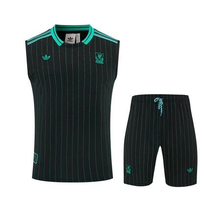 LIVERPOOL KIT ALLENAMENTO TERRACE ICONS NERO maglia e pantaloncino