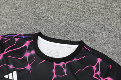 REAL MADRID KIT ALLENAMENTO Pantera maglia e pantaloncino
