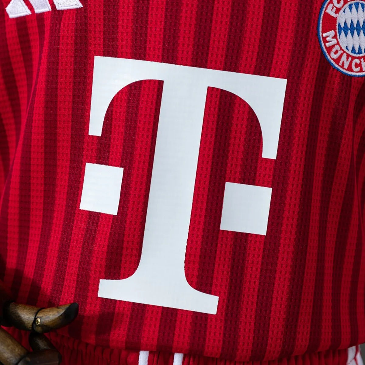 BAYERN MONACO KIT BIMBO DIVISA PRIMA MAGLIA HOME CASA 26 / 27