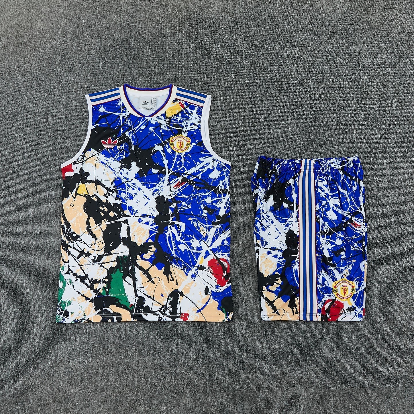 MANCHETER UNITED KIT ALLENAMENTO Retrò maglia e pantaloncino