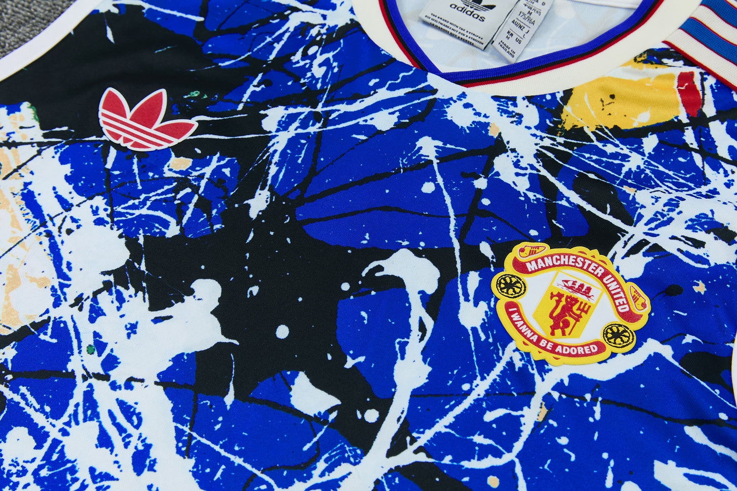 MANCHETER UNITED KIT ALLENAMENTO Retrò maglia e pantaloncino