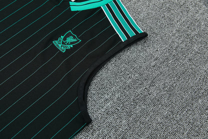 LIVERPOOL KIT ALLENAMENTO TERRACE ICONS NERO maglia e pantaloncino