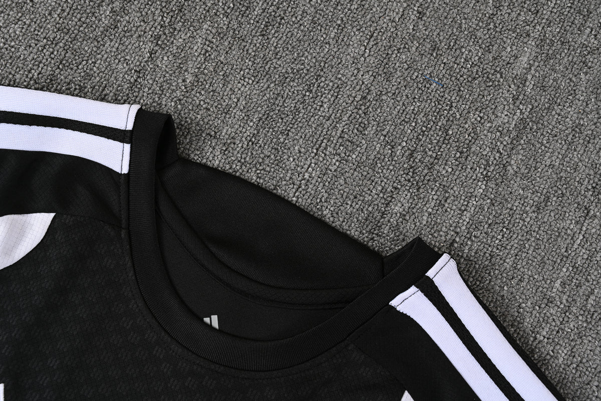 REAL MADRID KIT ALLENAMENTO Nero Bianco maglia e pantaloncino