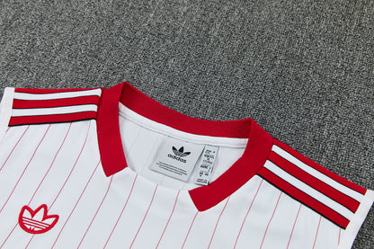 MANCHETER UNITED KIT ALLENAMENTO Retrò Bianco Rosso maglia e pantaloncino