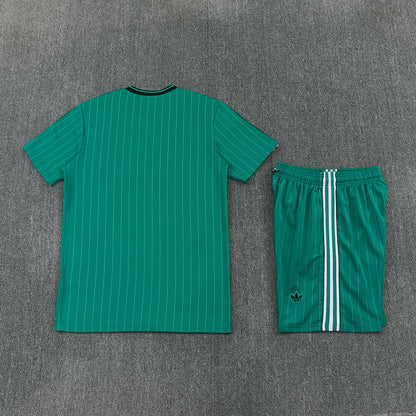 LIVERPOOL KIT ALLENAMENTO TERRACE ICONS VERDE maglia e pantaloncino