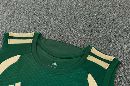 REAL MADRID KIT ALLENAMENTO Verde Beige maglia e pantaloncino