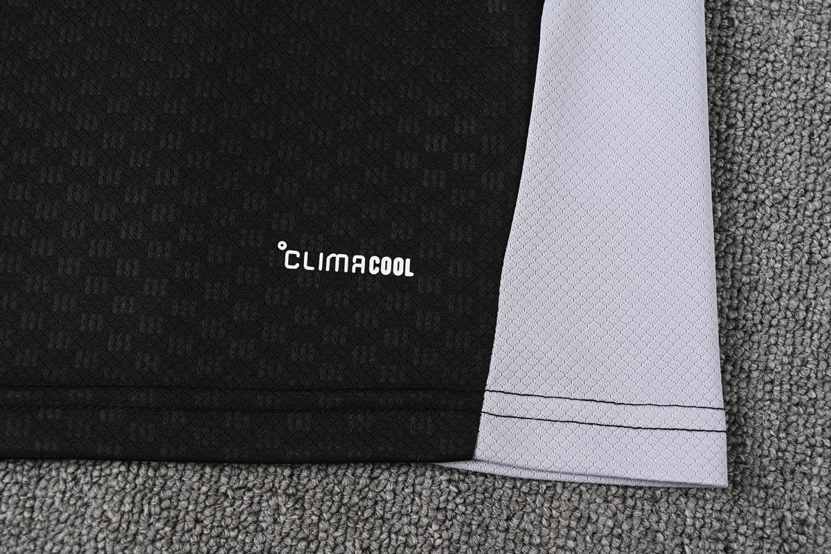 REAL MADRID KIT ALLENAMENTO Nero Bianco maglia e pantaloncino