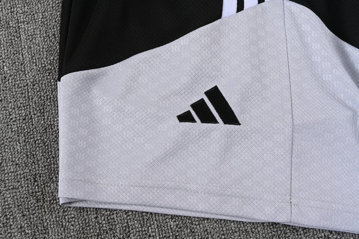 REAL MADRID KIT ALLENAMENTO Nero Bianco maglia e pantaloncino