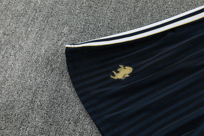 JUVENTUS KIT ALLENAMENTO Terrace Icons NERO ORO maglia e pantaloncino