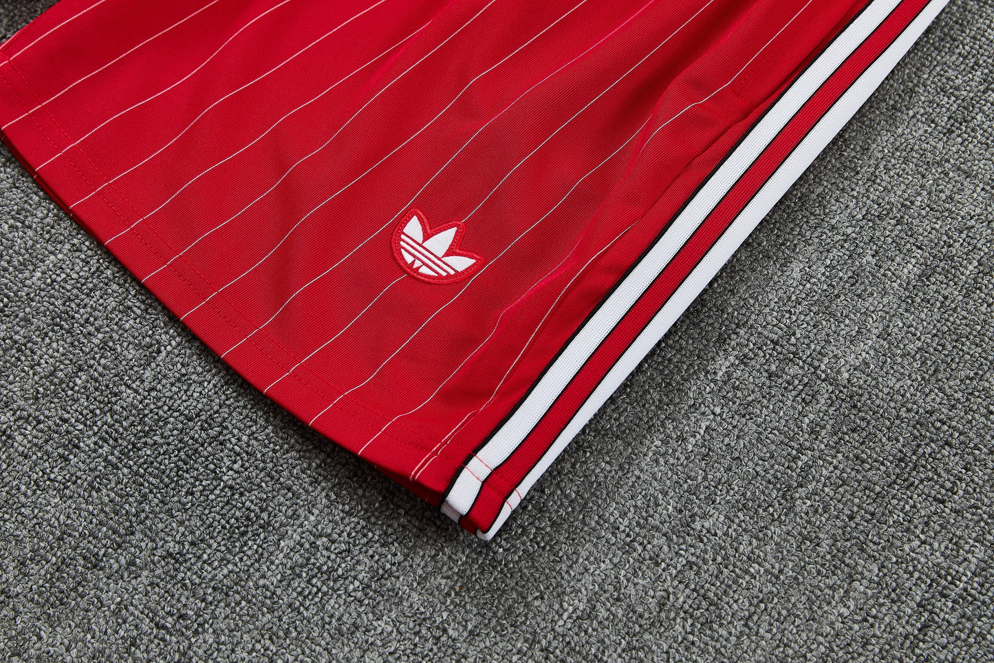 MANCHETER UNITED KIT ALLENAMENTO Retrò Rosso maglia e pantaloncino