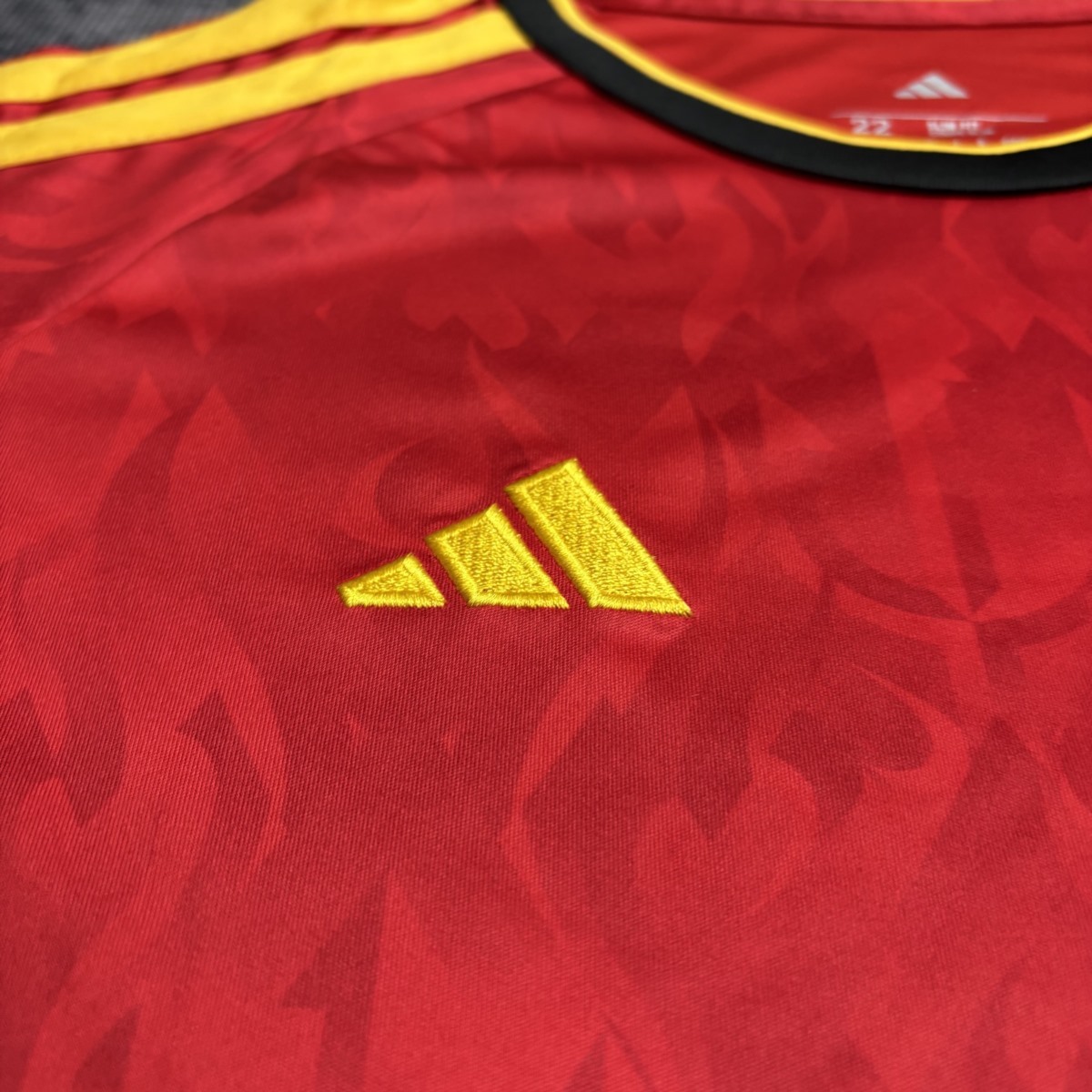 BELGIO KIT BIMBO PRIMA MAGLIA HOME CASA MONDIALI 26