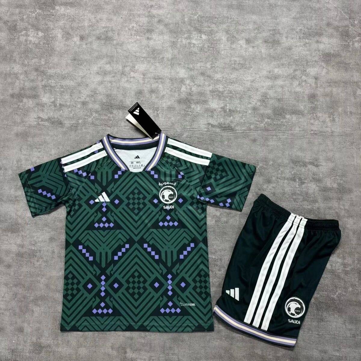 ARABIA SAUDITA KIT BIMBO PRIMA MAGLIA HOME CASA MONDIALI 26