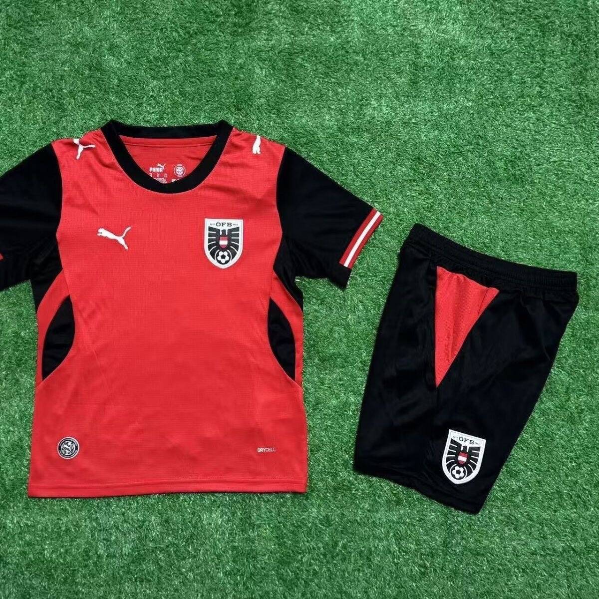 AUSTRIA KIT BIMBO PRIMA MAGLIA HOME CASA MONDIALI 26