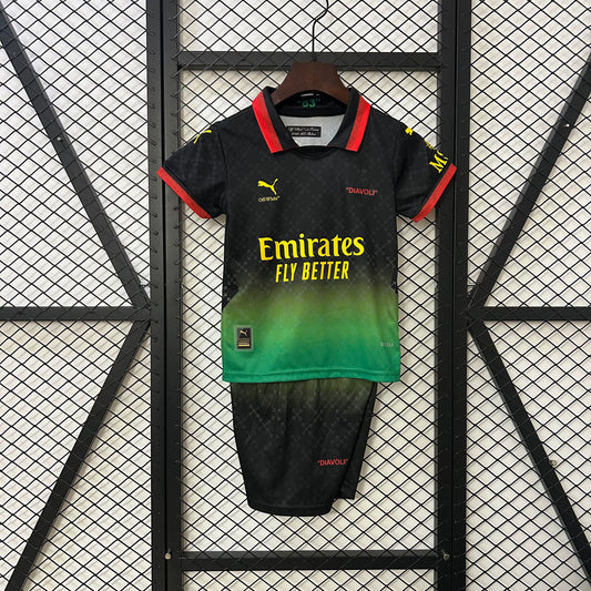 MILAN KIT BIMBO TERZA MAGLIA NERO VERDE 25 / 26