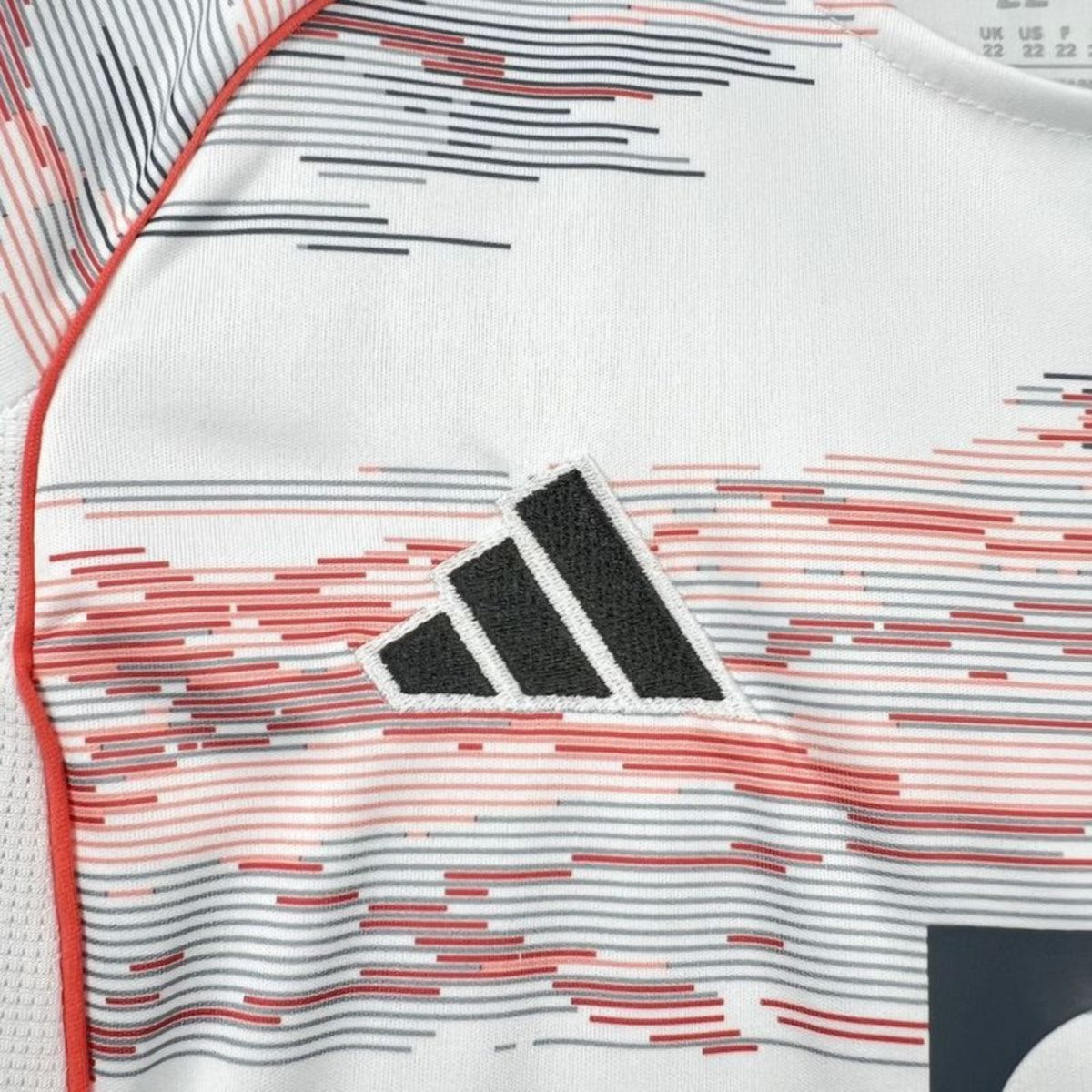 BAYERN MONACO KIT BIMBO DIVISA SECONDA MAGLIA AWAY TRASFERTA 25 / 26