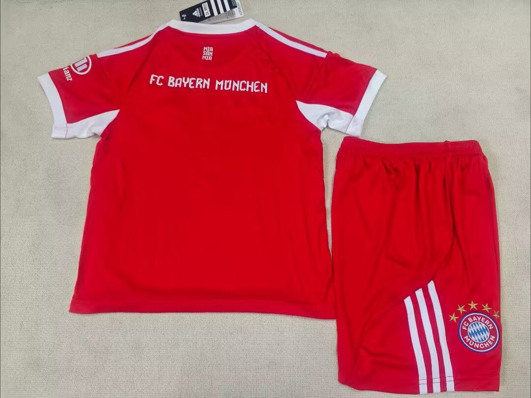 BAYERN MONACO KIT BIMBO DIVISA PRIMA MAGLIA HOME CASA 25 / 26