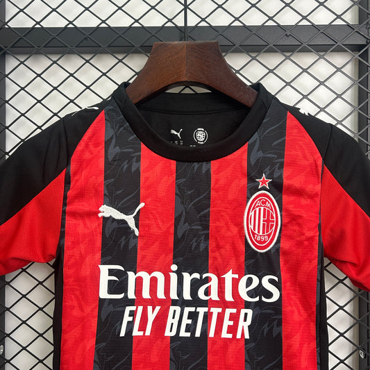 MILAN KIT BIMBO PRIMA MAGLIA 25 / 26