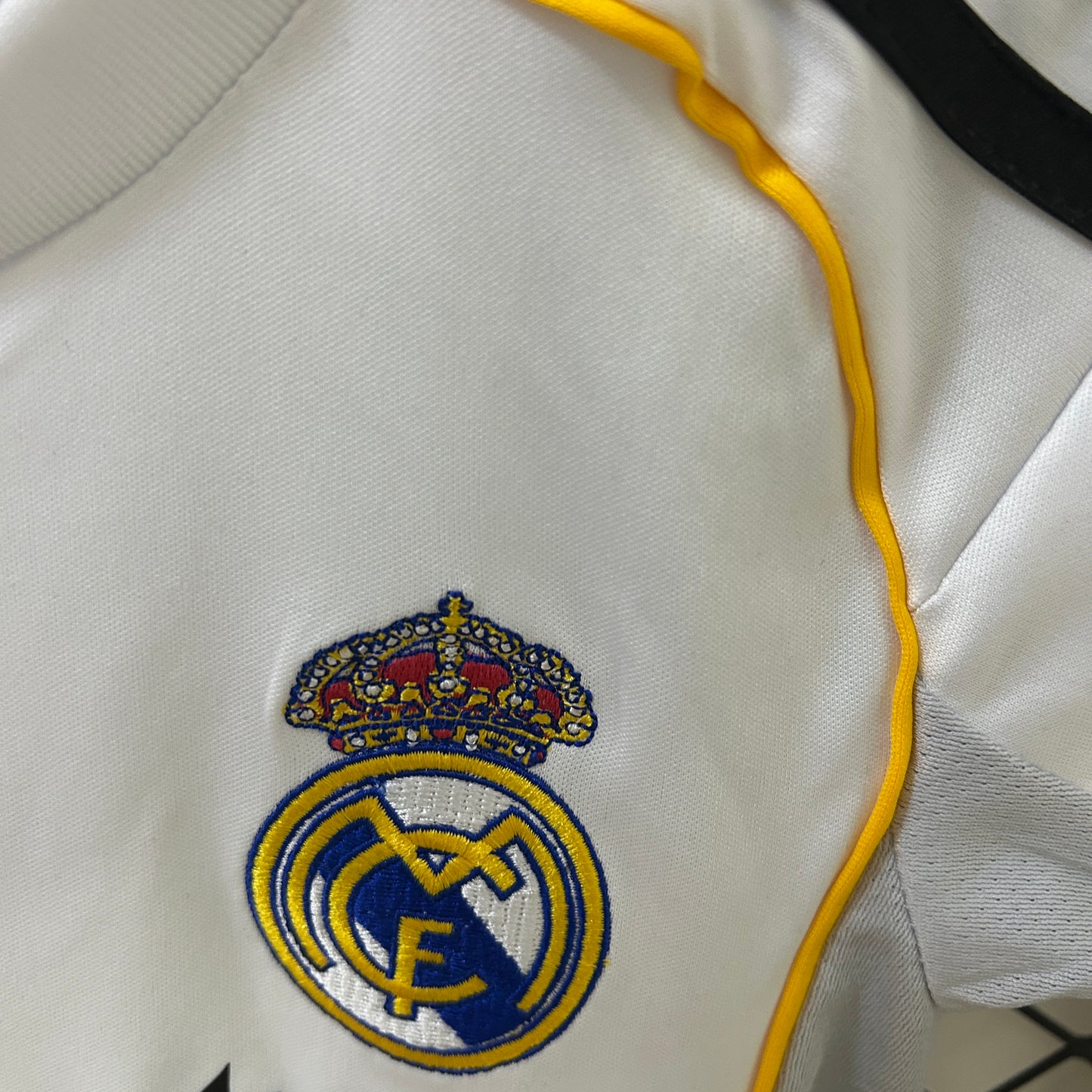 REAL MADRID KIT BIMBO PRIMA MAGLIA HOME CASA 25 / 26