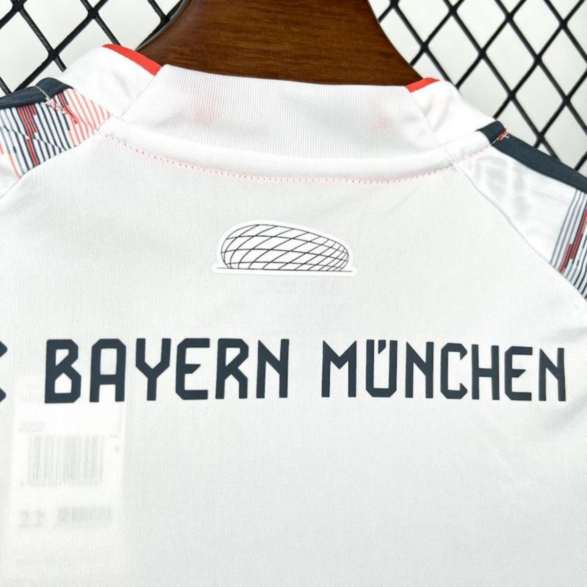 BAYERN MONACO KIT BIMBO DIVISA SECONDA MAGLIA AWAY TRASFERTA 25 / 26