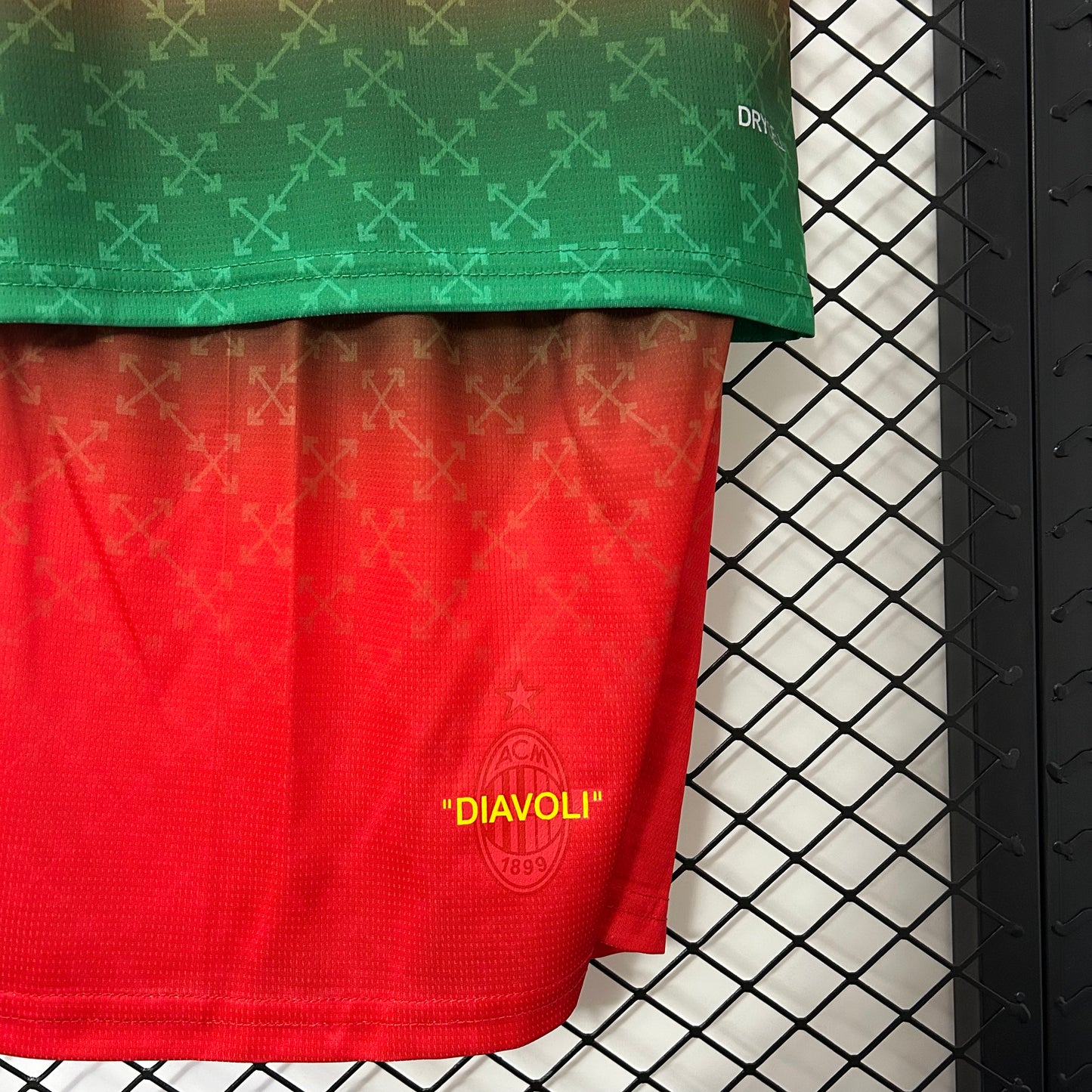 MILAN KIT BIMBO OFF WHITE ROSSO VERDE 24 / 25