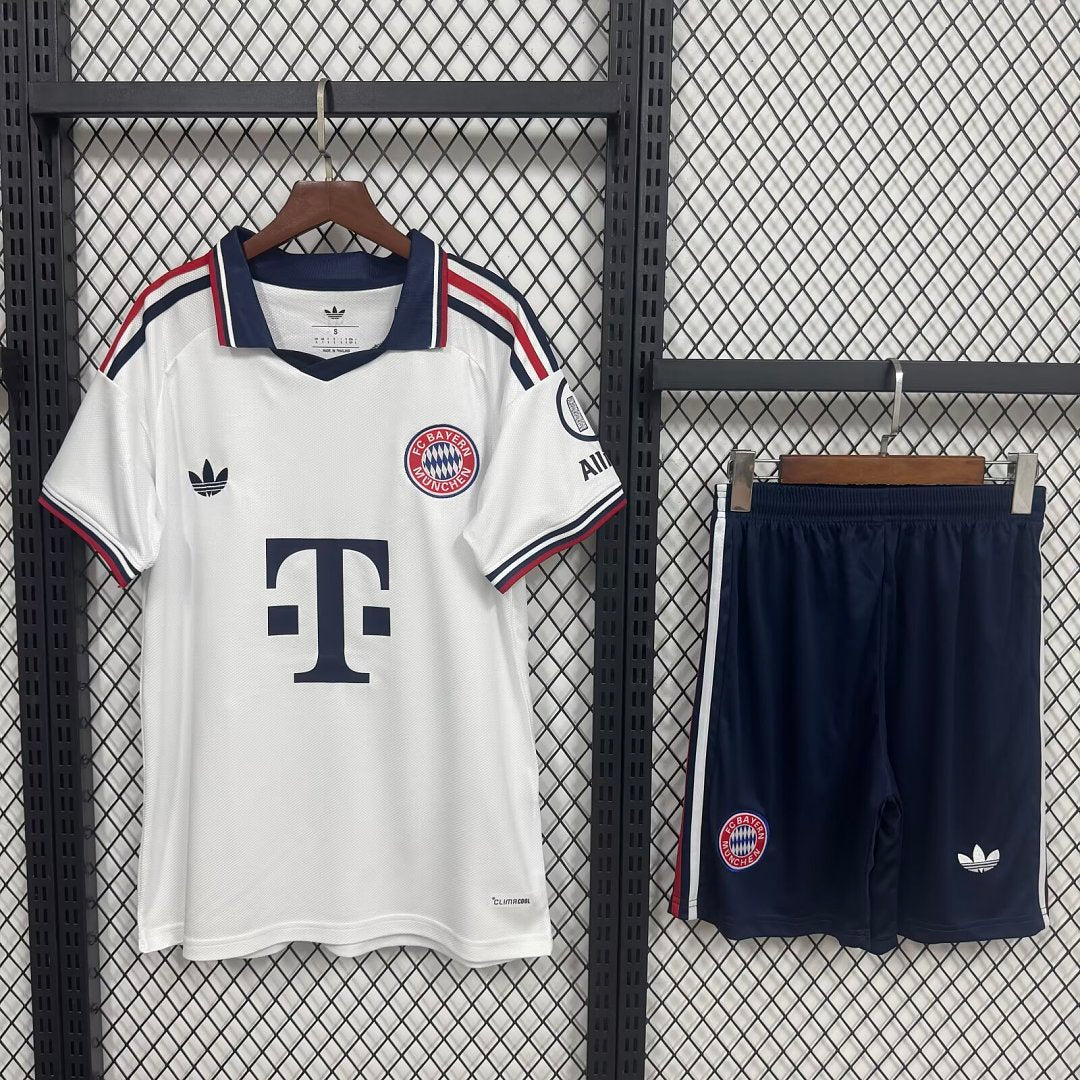 BAYERN MONACO KIT BIMBO DIVISA SECONDA MAGLIA AWAY TRASFERTA 26 / 27