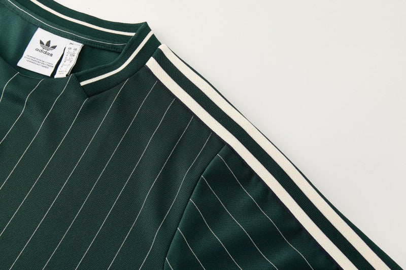 JUVENTUS KIT ALLENAMENTO Completo blu navy e verde a maniche corte (maglia e pantaloncini)