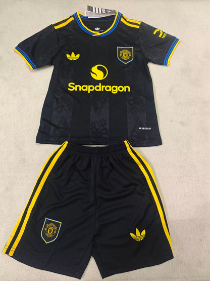 MANCHESTER UNITED KIT BIMBO TERZA AWAY THIRD BLACK NERO MAGLIA 25 / 26