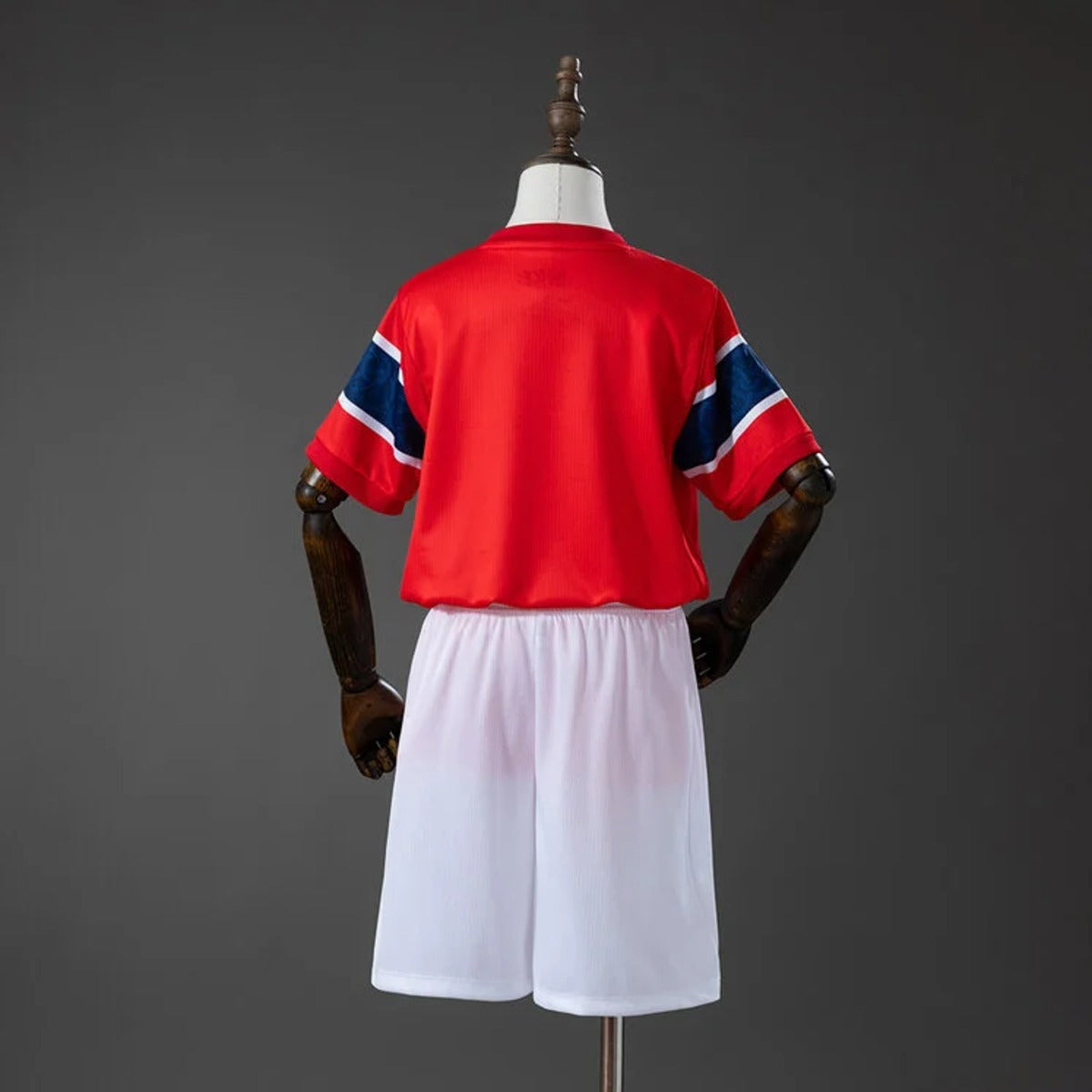NORVEGIA KIT BIMBO PRIMA MAGLIA HOME CASA MONDIALI 26