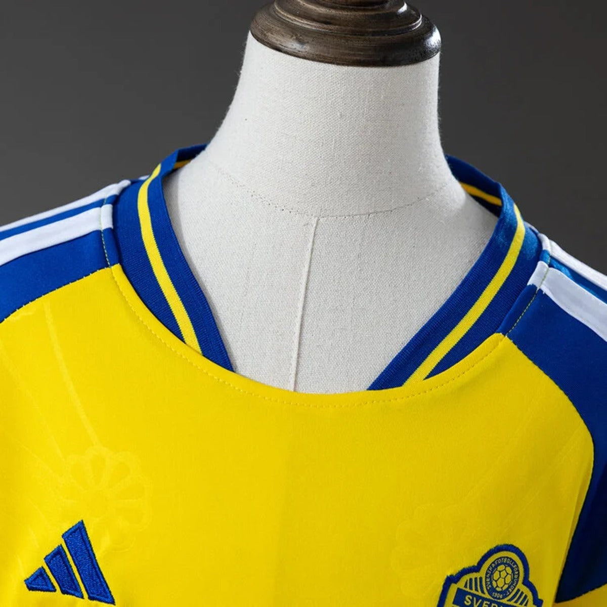 SVEZIA KIT BIMBO PRIMA MAGLIA HOME CASA MONDIALI 26