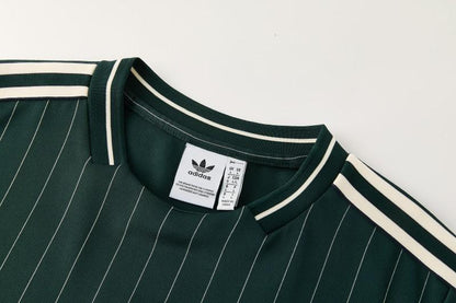 JUVENTUS KIT ALLENAMENTO Completo blu navy e verde a maniche corte (maglia e pantaloncini)
