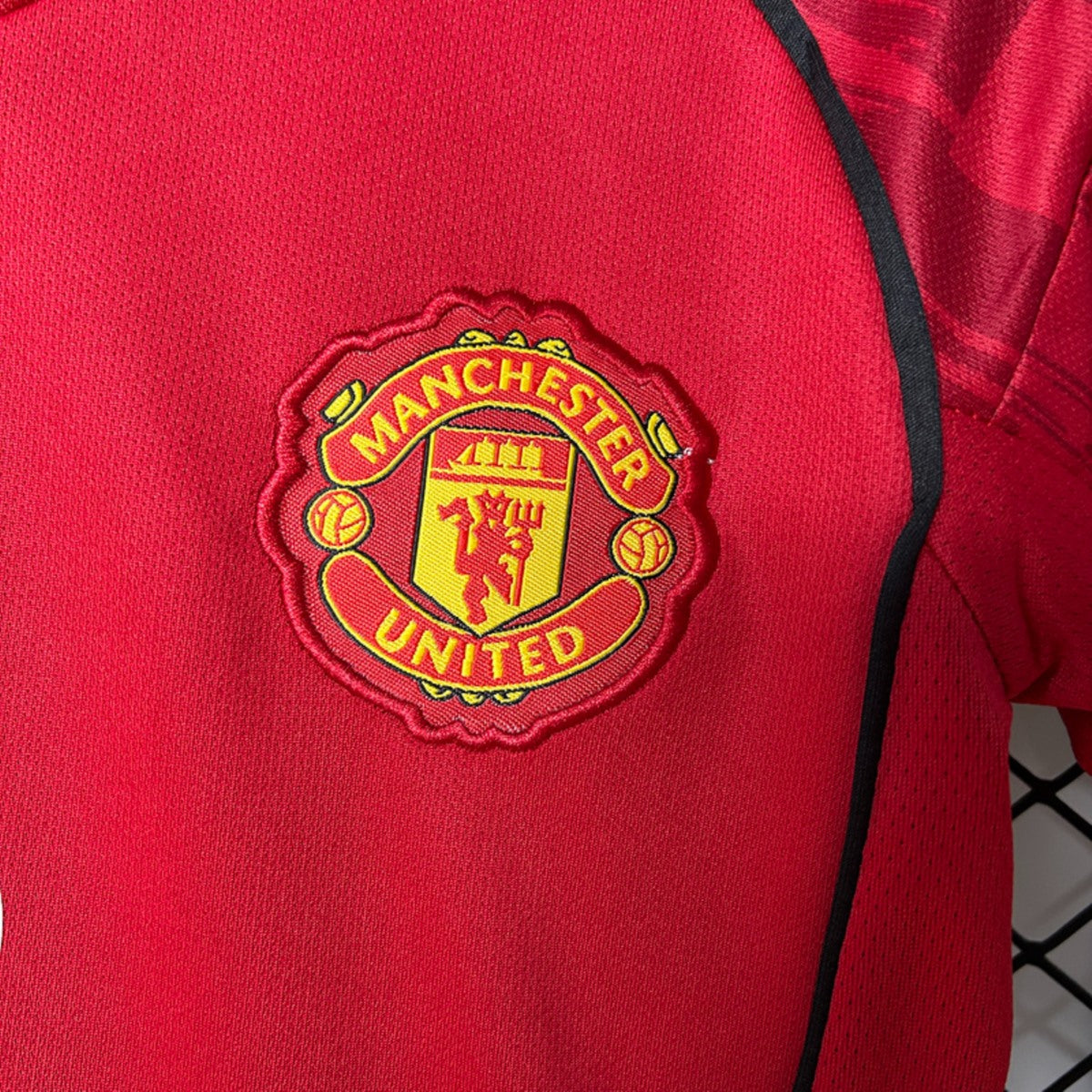 MANCHESTER UNITED KIT BIMBO PRIMA HOME CASA MAGLIA 25 / 26