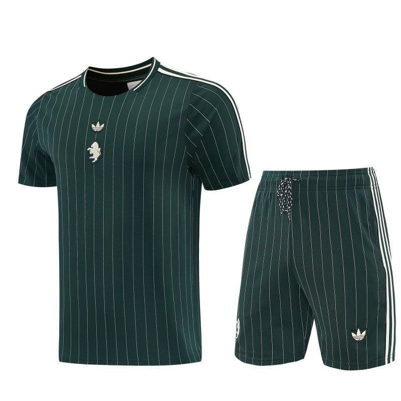 JUVENTUS KIT ALLENAMENTO Completo blu navy e verde a maniche corte (maglia e pantaloncini)