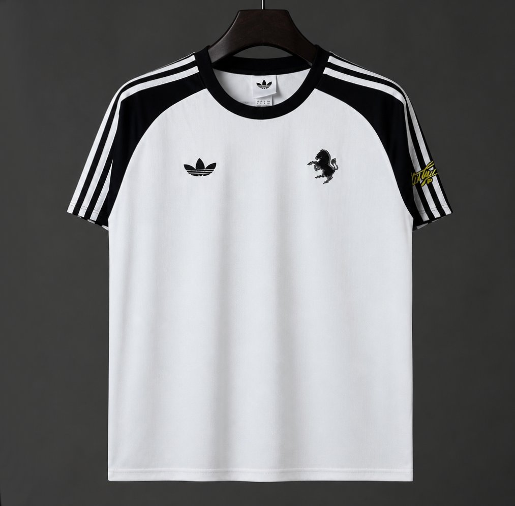 JUVENTUS 26 / 27 Maglia Edizione Speciale Bianca