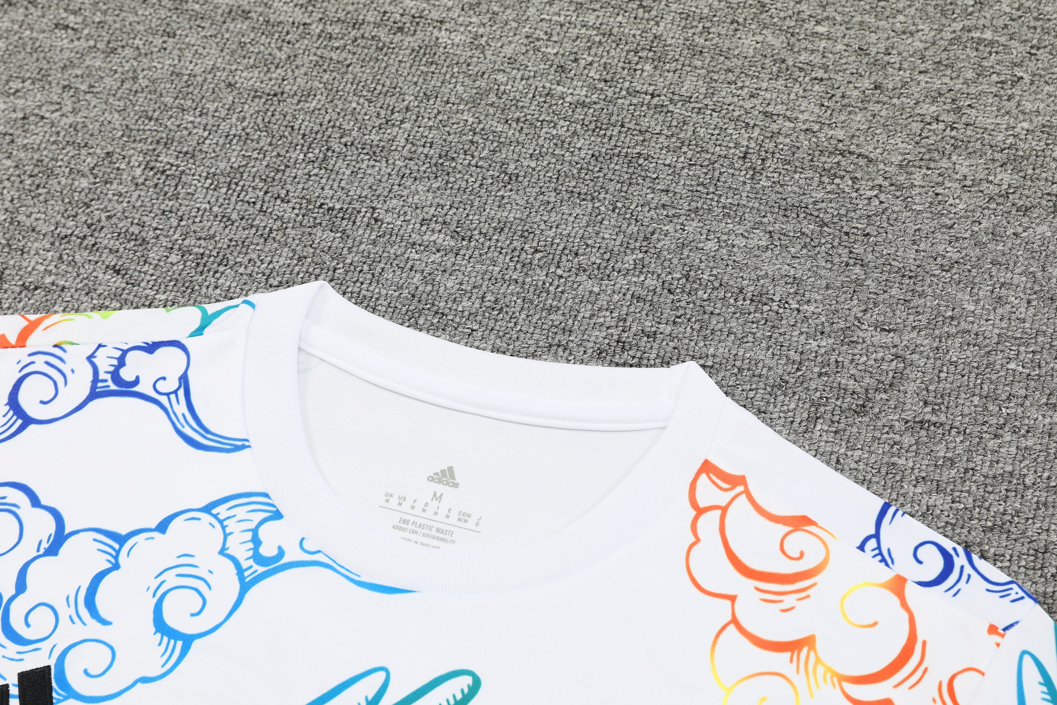 REAL MADRID KIT ALLENAMENTO Drago maglia e pantaloncino