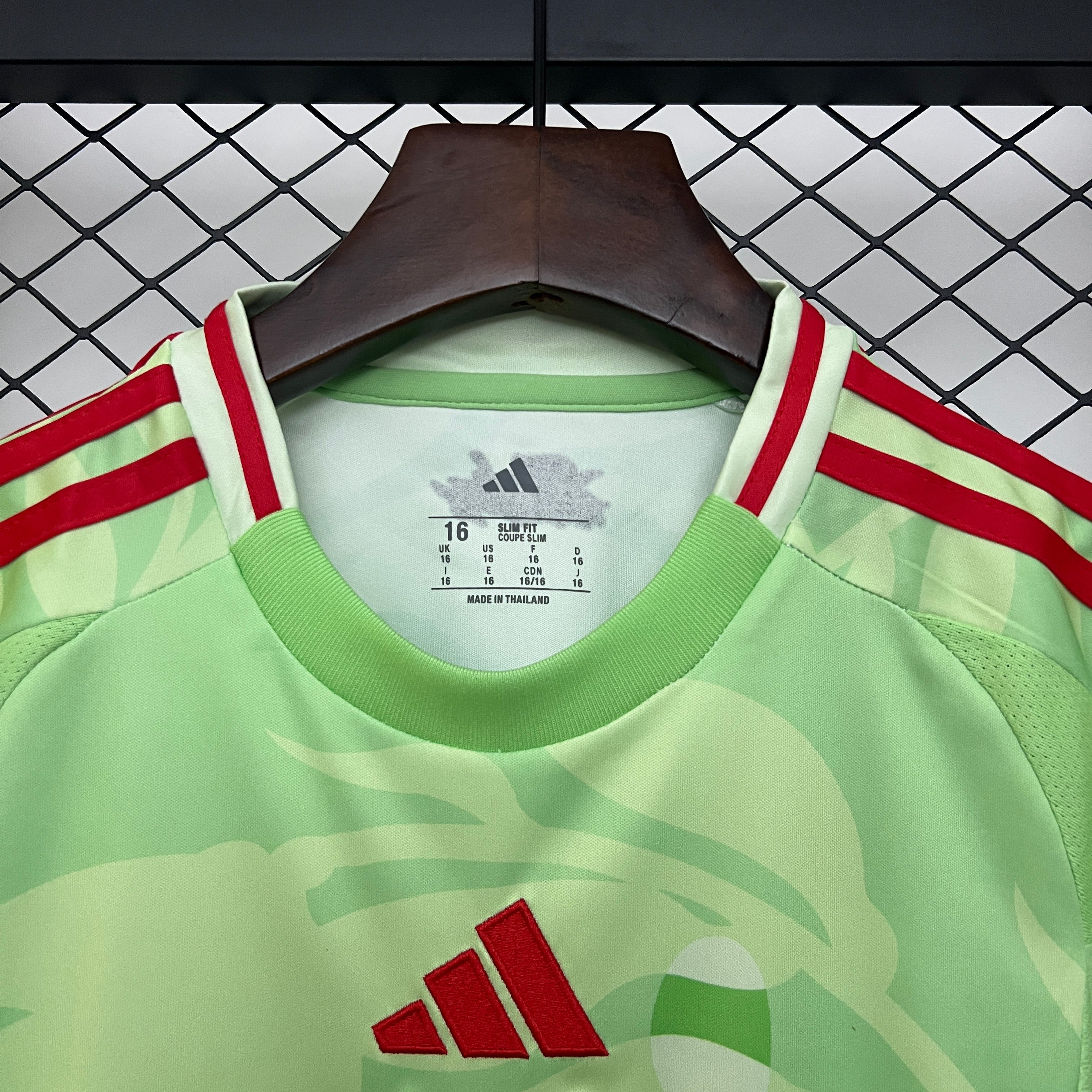 ITALIA KIT BIMBO DIVISA VERDE ALLENAMENTO 25