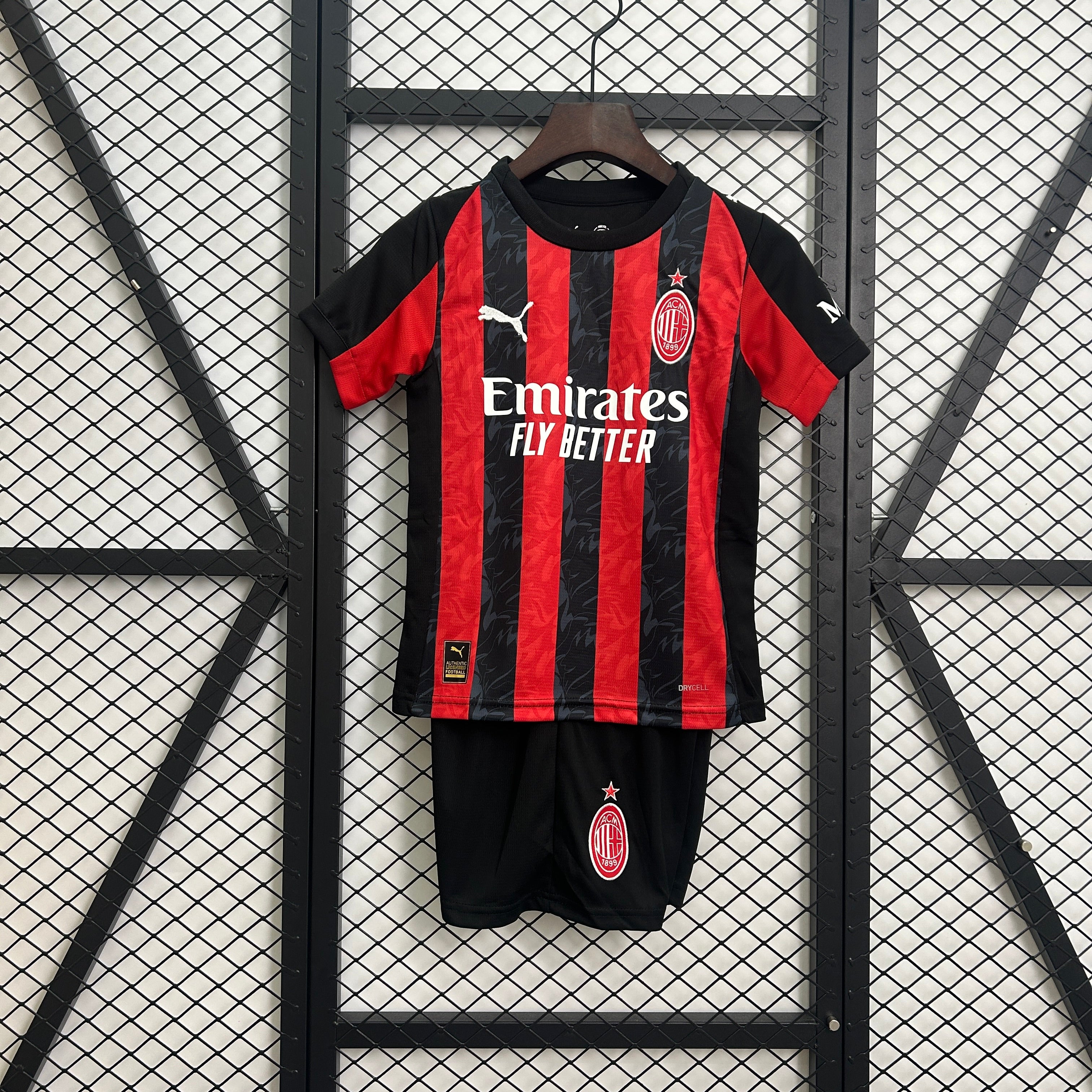 MILAN KIT BIMBO PRIMA MAGLIA HOME CASA 25 / 26