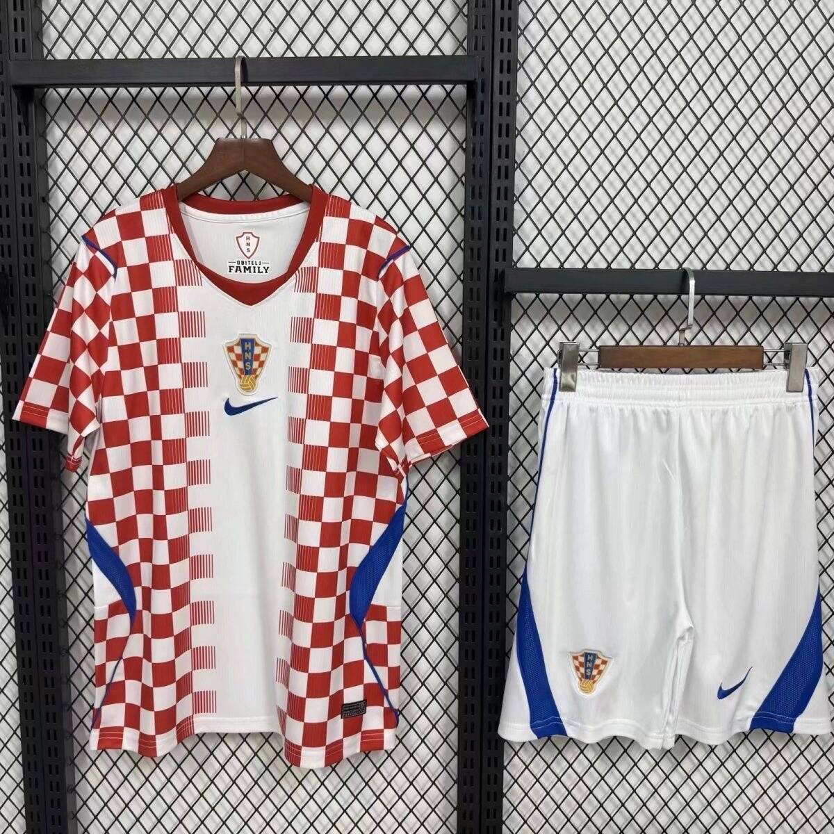 CROAZIA KIT BIMBO PRIMA MAGLIA HOME CASA MONDIALI 26